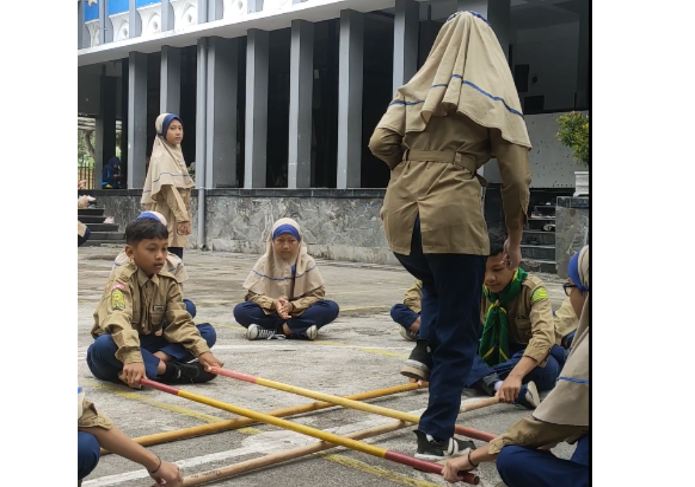 Rangku Alu dan Eksplorasi Kekayaan Budaya melalui Permainan Tradisional yang Menyatu dengan Alam